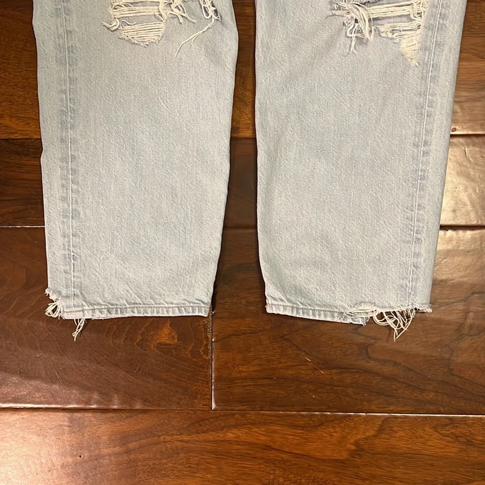 American Eagle Distressed Mom Jean - Picture 4 of 10